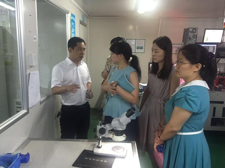 “湘軍故里，鋼鐵新城”我院助力婁底市開啟創(chuàng)新發(fā)展新篇章