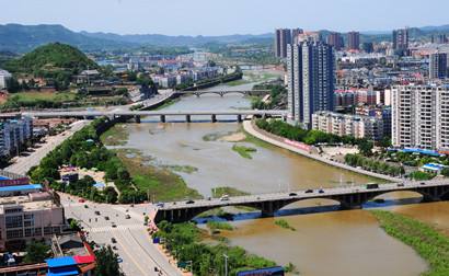 德陽(yáng)經(jīng)開區(qū)：打造“千億產(chǎn)業(yè)、綠色園區(qū)、科技新城”