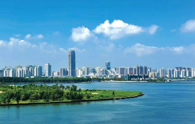 ?？趪腋咝聟^(qū)不斷突破 讓更多“海南制造”走向國際舞臺(tái)