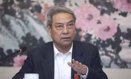 陳錫文：中國(guó)農(nóng)村還有5.7億人，判斷鄉(xiāng)村情況要靠科學(xué)統(tǒng)計(jì)而不是返鄉(xiāng)故事！